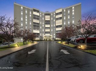 5100 Us Highway 42 APT 911, Louisville, KY 40241