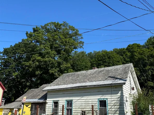 93 Clark Street, Brattleboro, VT 05301