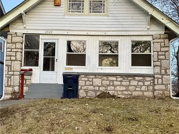 2929 Indiana Ave, Kansas City, MO 64128