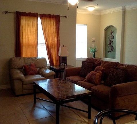 4th image of 104 E Palm S