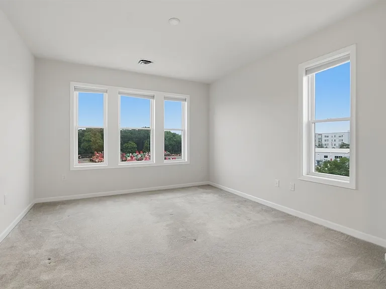 110 Trotter Rd #401 — Photo 31