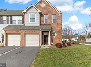 42 Sundance Dr, Hamilton, NJ 08619