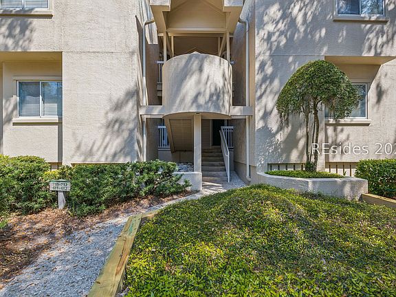 2nd image of 77 Ocean Ln APT 612