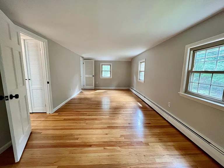 2 Hemlock Hill Rd — Photo 10
