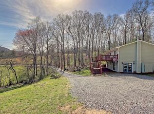 1045 Glen Stalcup Rd, Murphy, NC 28906