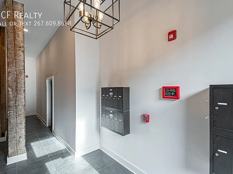 1211 Bainbridge St #2D — Photo 9