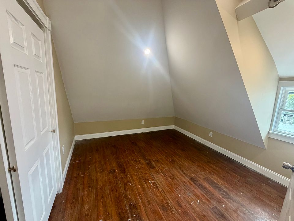 1st image of 432 Meridian St #2B