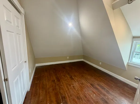 432 Meridian St #2B, Boston, MA 02128