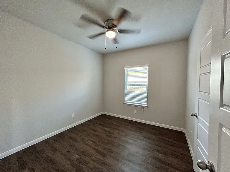 10007 Westover Blf — Photo 16