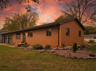 804 6th Ave SE, Pipestone, MN 56164