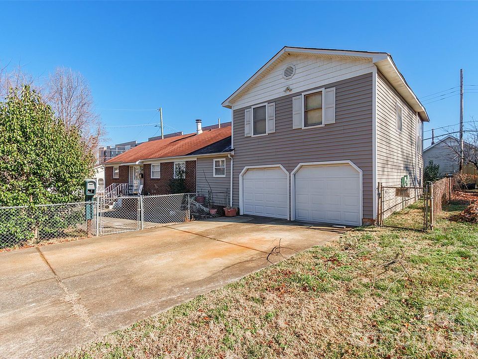 1st image of 3819 Ellenwood Pl