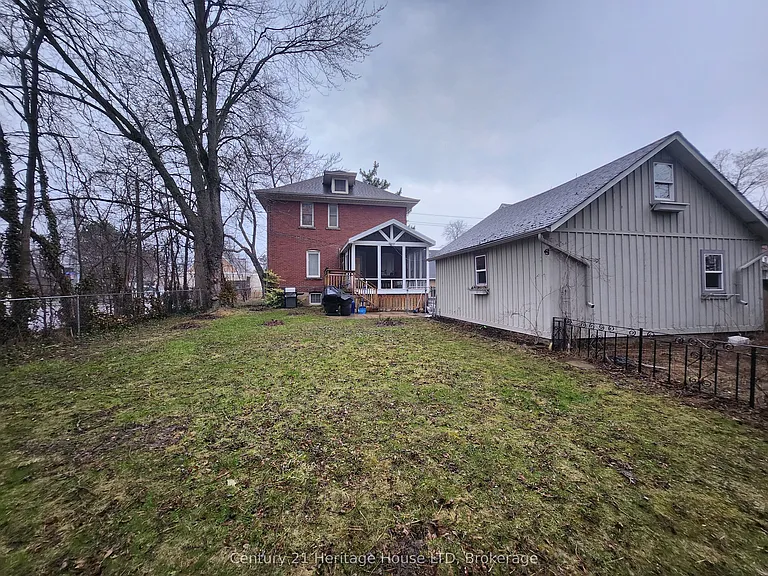 8269 Willoughby Dr — Photo 28