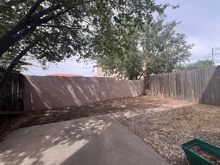 1070 Meadowlark Ct SE #1 — Photo 11