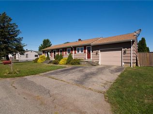 3 Roy Ave, Middletown, RI 02842