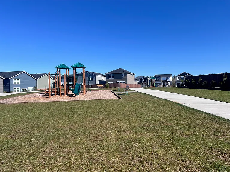 No direct front yard neighbors. And close to community green space and playgrounds