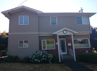 3003 50th Ave SW, Seattle, WA 98116