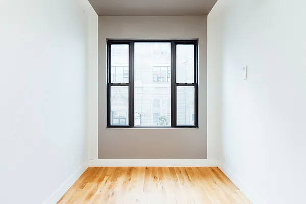 Rented by Nooklyn NYC LLC | media 17