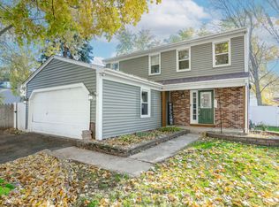 1644 Cumberland Rd, Aurora, IL 60504