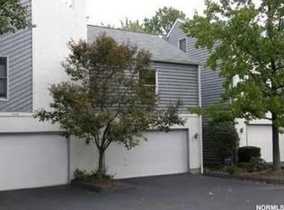 1346 Bobby Ln #45, Westlake, OH 44145