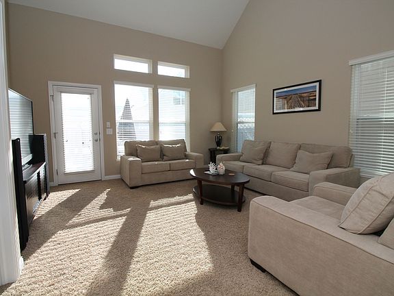 3rd image of 6125 Foxmeadow Dr