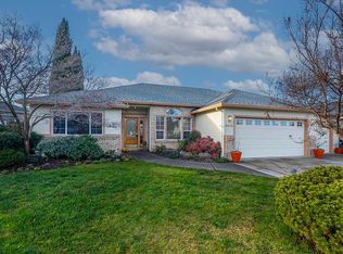 3418 Blueblossom Dr, Medford, OR 97504