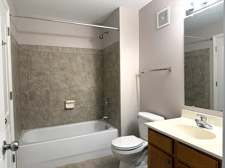 Brookwood Terrace Apartments — Photo 20
