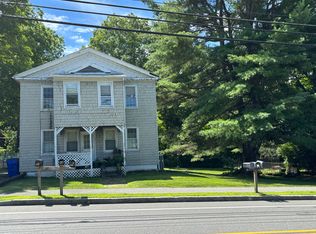 39 Maple St APT B, Belchertown, MA 01007