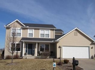 1517 W Meadowview Dr, Dunlap, IL 61525