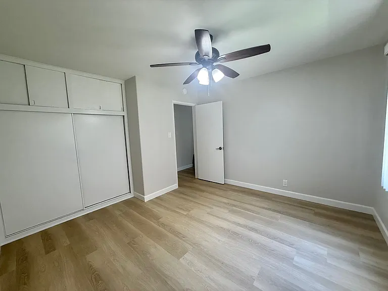 919 E Carson St #1 — Photo 18