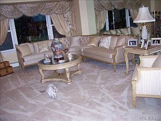 4th image of 2 Claremont Ct