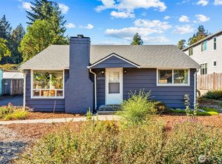 16715 8th Avenue NE, Shoreline, WA 98155