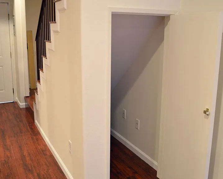 5330 Satsuma Ave — Photo 9