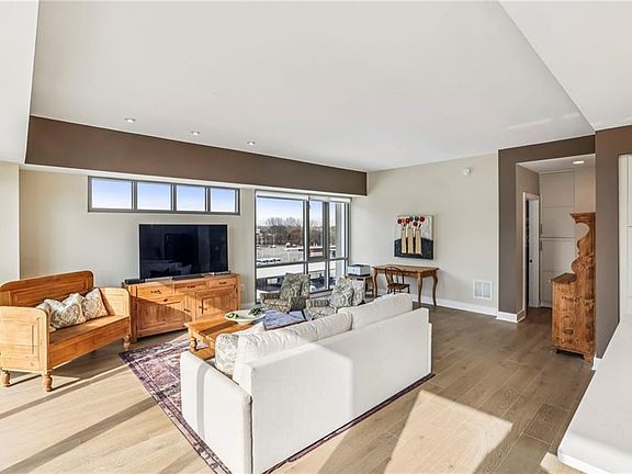 5th image of 1100 Howell Mill Rd #414