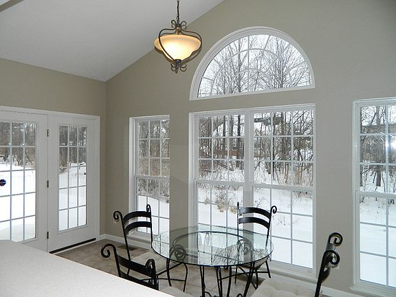 5th image of 1641 Strauss Ln