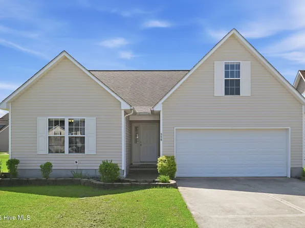 330 Providence Drive, Jacksonville, NC 28546
