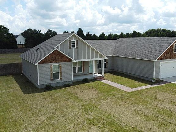 3rd image of 17 Woody Springs Dr