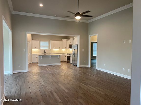 2nd image of 300 Appleby Way