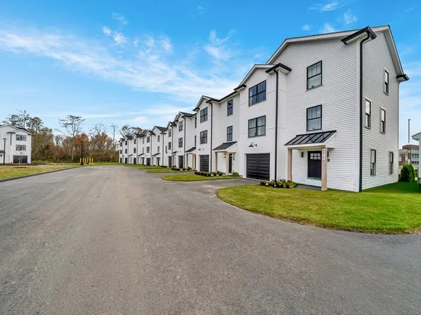 13 Birch Brook Rd #13, Lynn, MA 01902