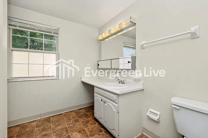 8346 Eagle Pass Dr — Photo 10