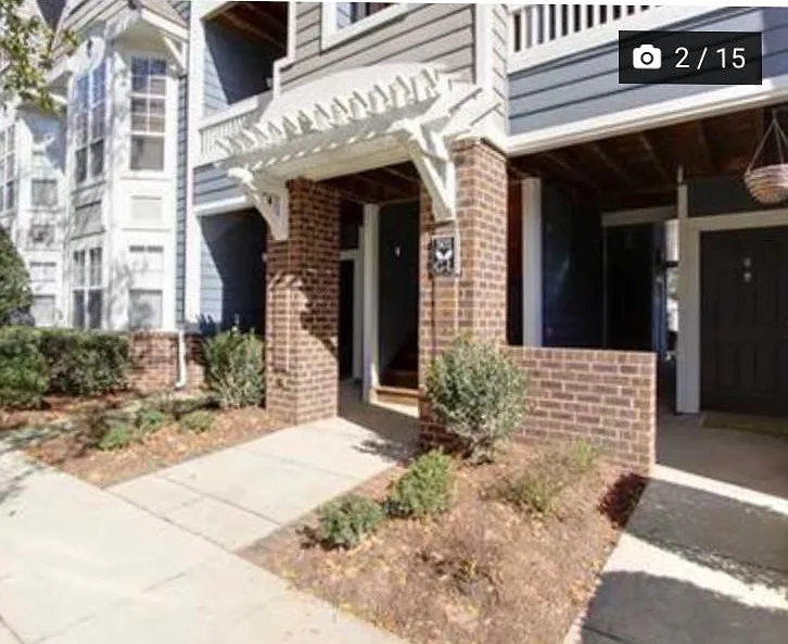 501 Olmsted Park Pl #L
