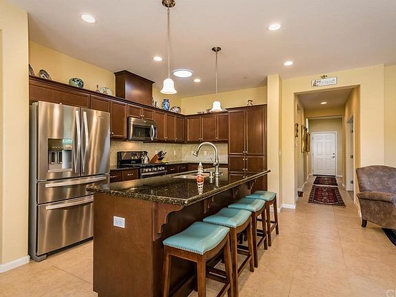 5th image of 1015 Maggie Ln