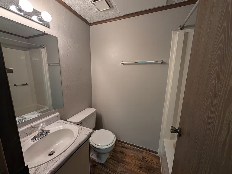 Cedargate Apartments — Photo 13
