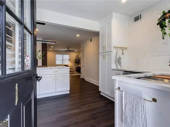 4282 Roswell Rd NE APT G1, Atlanta, GA 30342