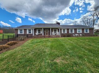 928 Pierce Rd, Marion, VA 24354