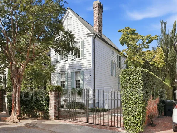 97 King St, Charleston, SC 29401