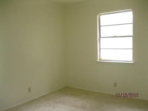 5th image of 1916 Cheryl Ln