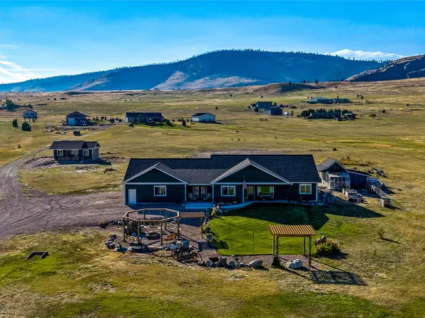 25521 Three Moon Dr, Elmo, MT 59915