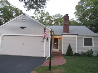 37 Shields Rd, Mashpee, MA 02649