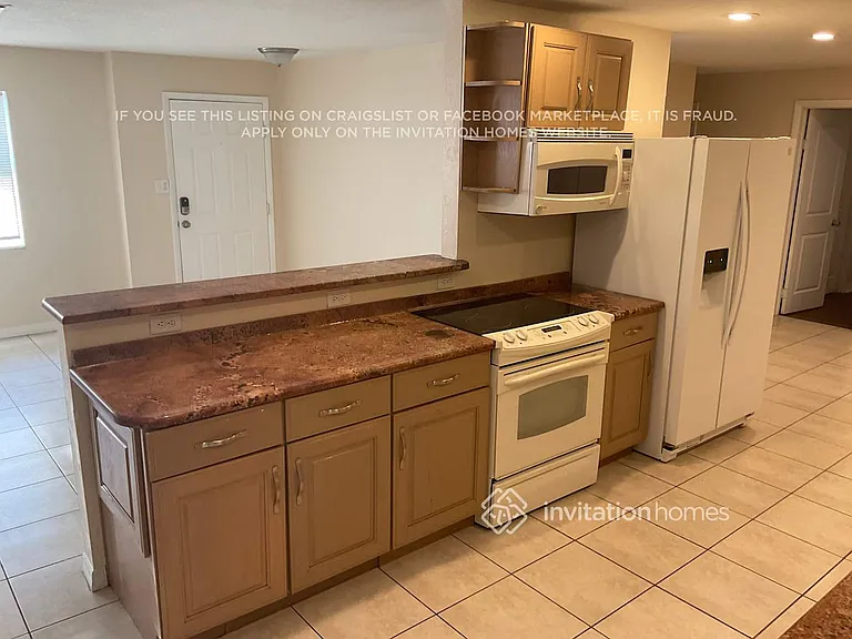 1860 Murray Ave — Photo 6
