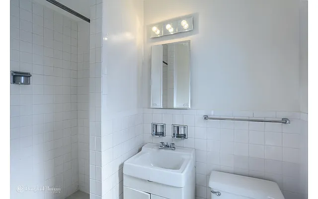 Sold by Douglas Elliman | media 26